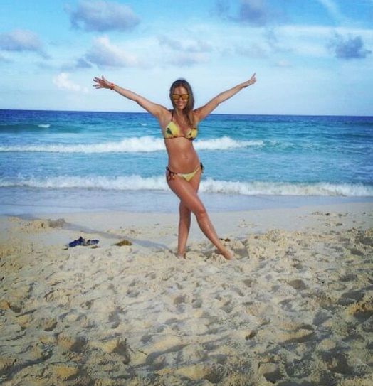  photo MauraRiveraarrasaconfotoenbikinienInstagram2_zps7b2732a9.jpg