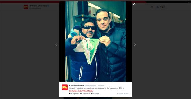  photo RobbieWilliamssufrefailalsacarsefotocondobledeMaradonaycreyoacutequeeraella_zps99823507.jpg