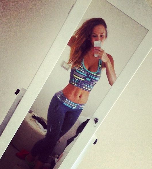  photo JhendelynNuntildeezarrasaconsexysesioacutendefitnessenredessociales5_zps9e5e5e07.jpg