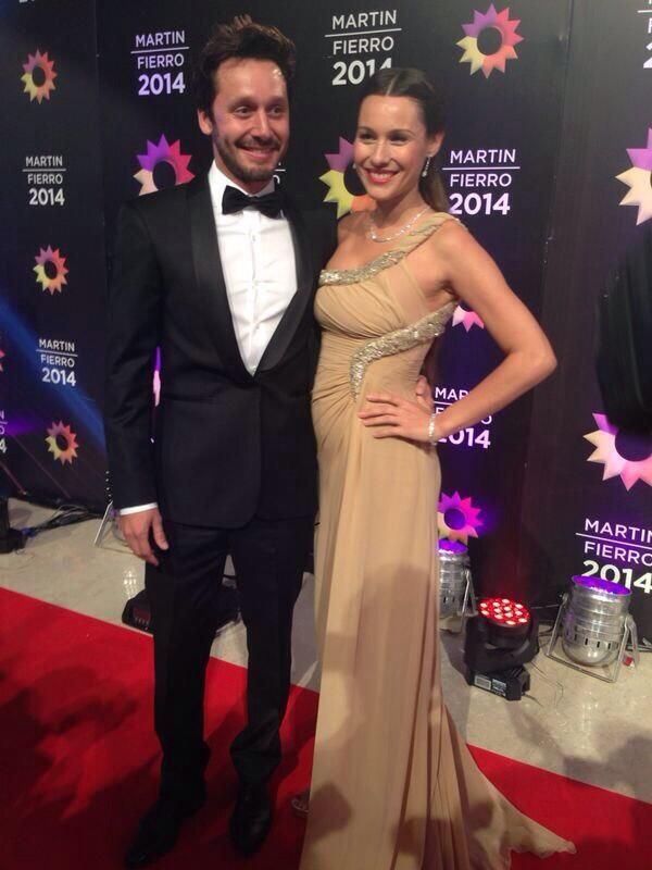 photo PampitaembarazadaselucioacuteenlosPremiosMartiacutenFierroenArgentina2_zpse9b43f3d.jpg