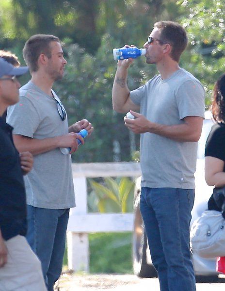  photo HermanosdePaulWalkeryagrabanRaacutepidoyFurioso73_zpseebc2916.jpg
