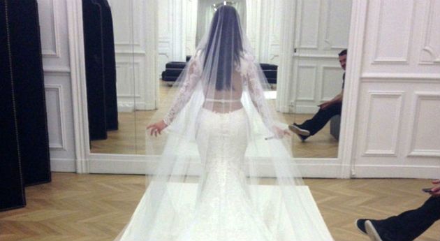  photo GaleriacuteadeFotosdelmatrimoniodeKimKardashianyKanyeWest_zpse54eac6f.jpg