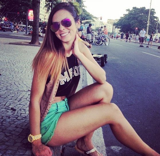  photo JhendelynNuacutentildeezsorprendeconsexyfotosdesdeBrasil3_zps3e73c248.jpg
