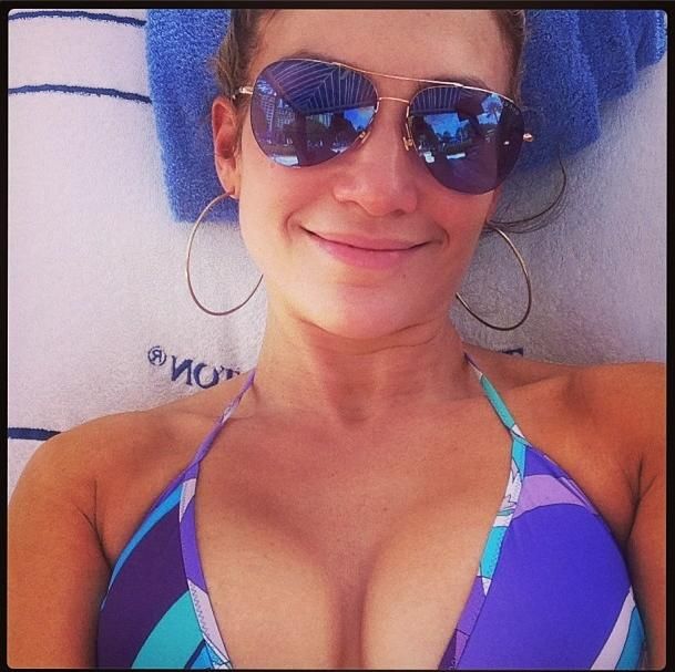  photo JenniferLoacutepezsorprendeconfotosaldesnudo2_zps08130e02.jpg