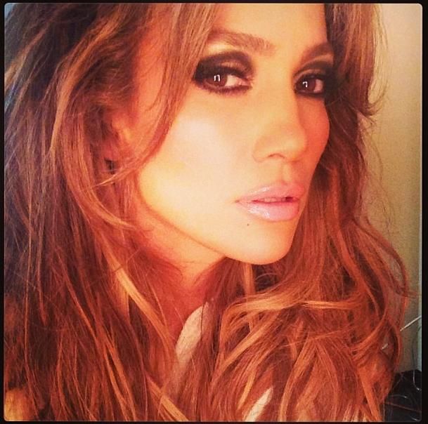  photo JenniferLoacutepezsorprendeconfotosaldesnudo_zps7f9e5d8a.jpg