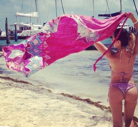  photo JoyceCastiblancoarrasaconsexysfotosenbikinidesdeCancuacuten7_zps262b8e8e.jpg