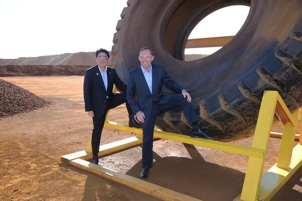  foto ExtrantildeafotodeprimerosministrosdeAustraliayJapoacutencausapoleacutemica2_zps04b46797.jpg