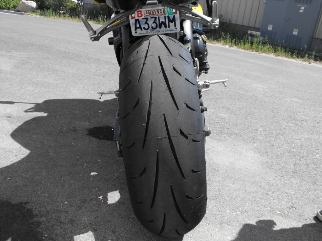 gsxr 600 rear tyre size